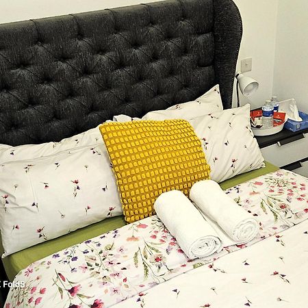 London Sleephouse Partying Is Not Allowed Pls Dış mekan fotoğraf